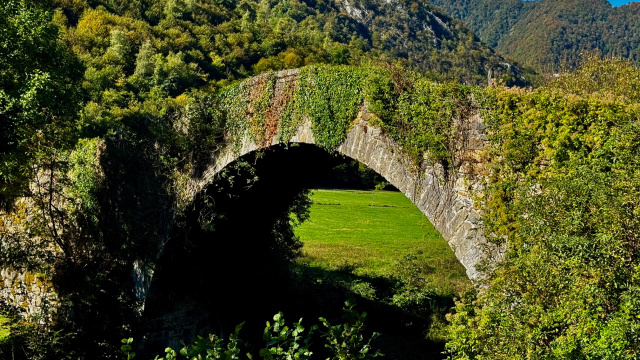 Puente medieval de Caso