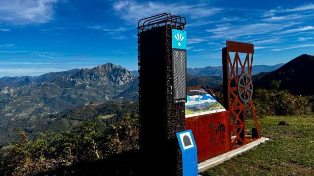 Mirador al Valle de Villoria - Picu Tres Concejos (1030 m)