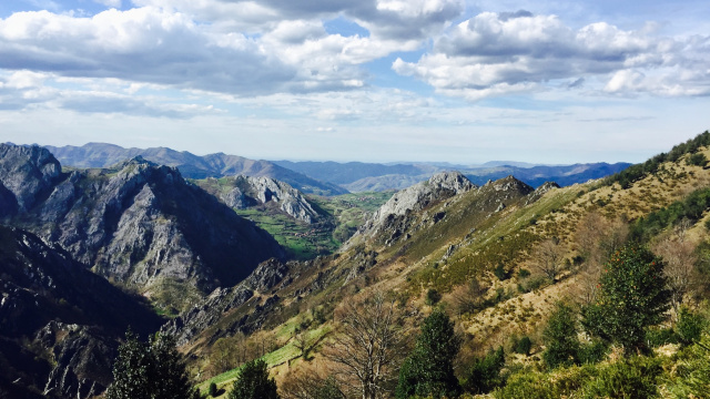 Sendero GR Montañas del Nalón: Etapa 2. Entrialgo - Soto de Agues