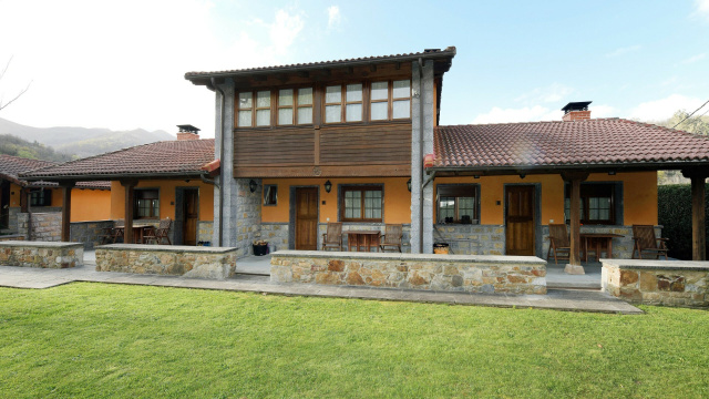 Apartamentos Rurales La Casona de Entralgo