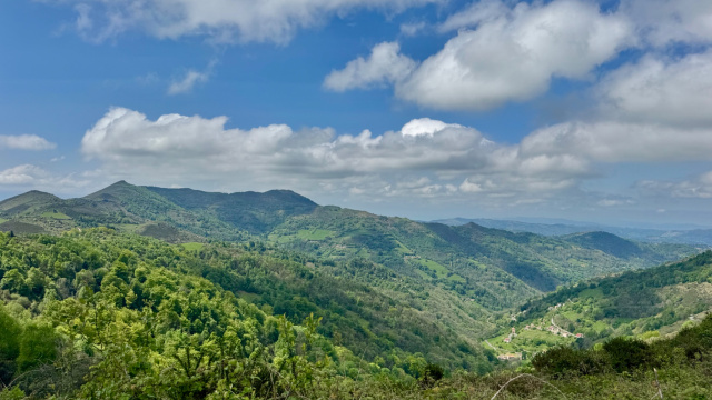 Mirador al Valle de Samuño - Les Cruces (885 m) 